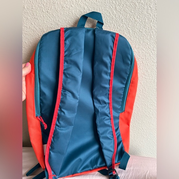 Magic bag bicolor NWOT large nylon backpack - Picture 2 of 4